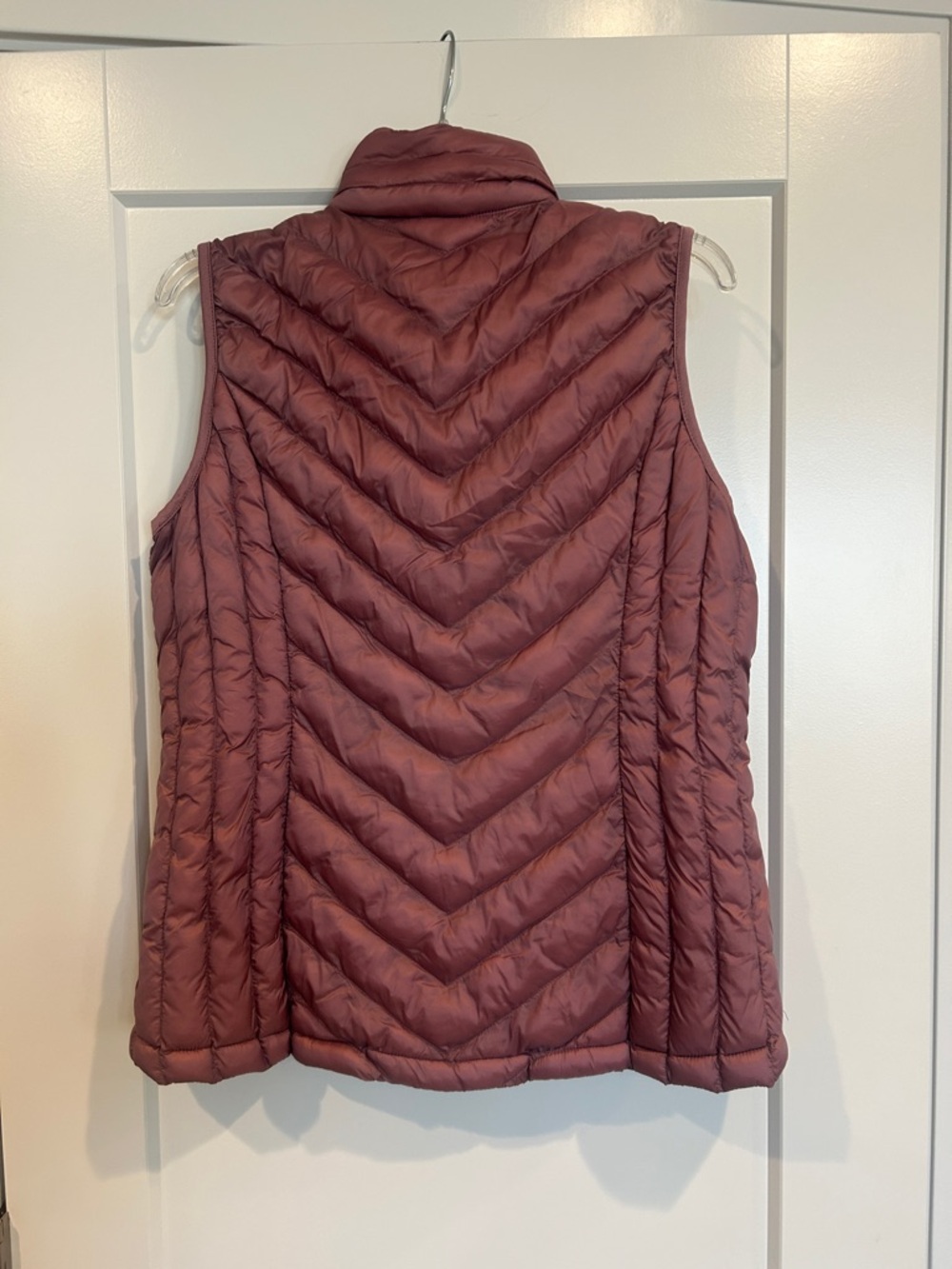 Quilted Puffer Vest in Dusty Rose - Picture 3 of 4